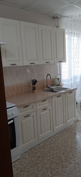 Кухня модульная Луксор серый-кремовый в Южноуральске - yuzhnouralsk.mebel-74.com | фото